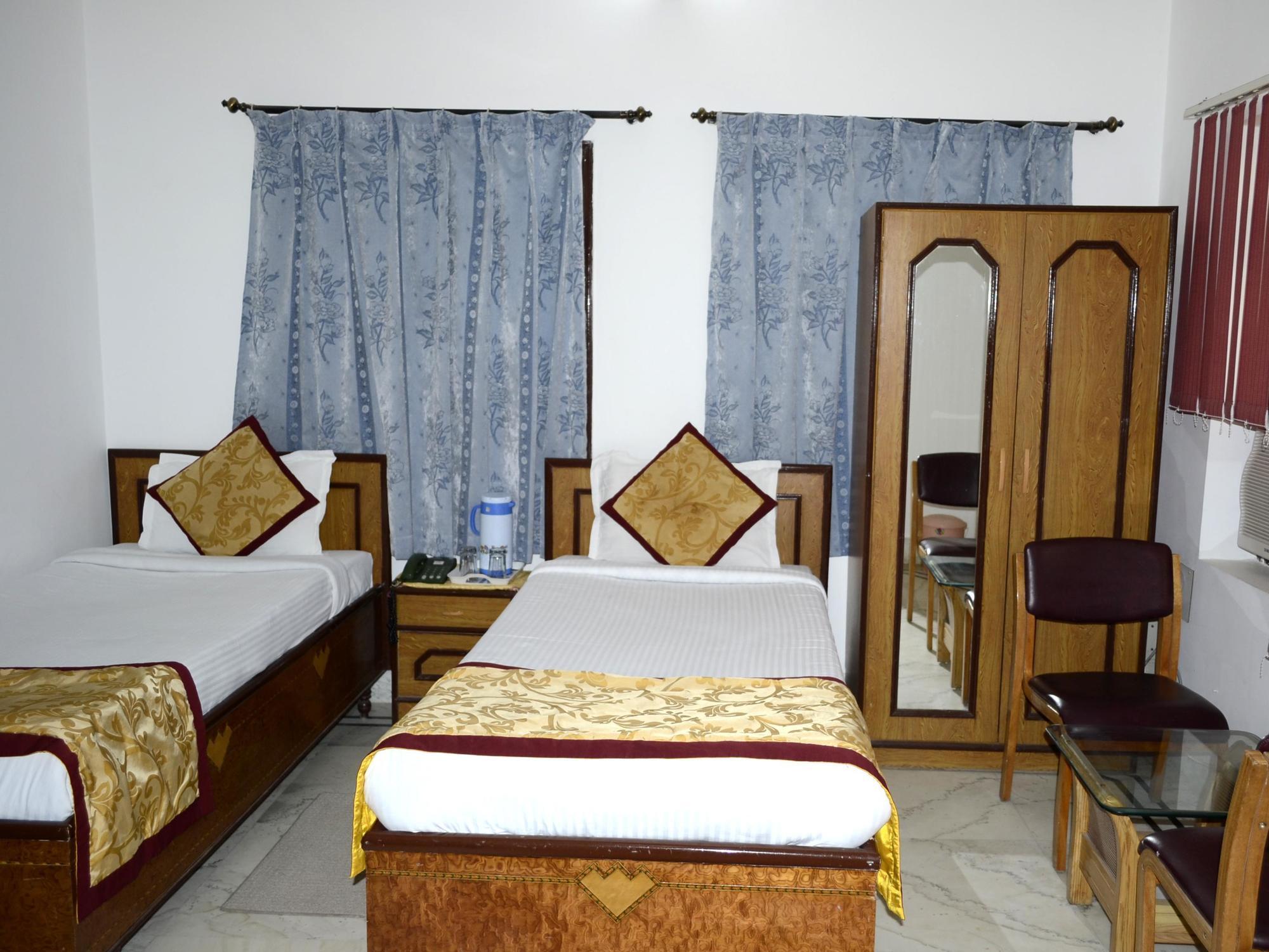 בודהגאיה Hotel Tokyo Vihar מראה חיצוני תמונה